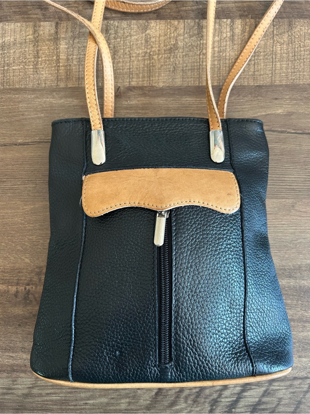 Vintage Italian Black Tan Leather Convertible Crossbody Backpack Sling Bag